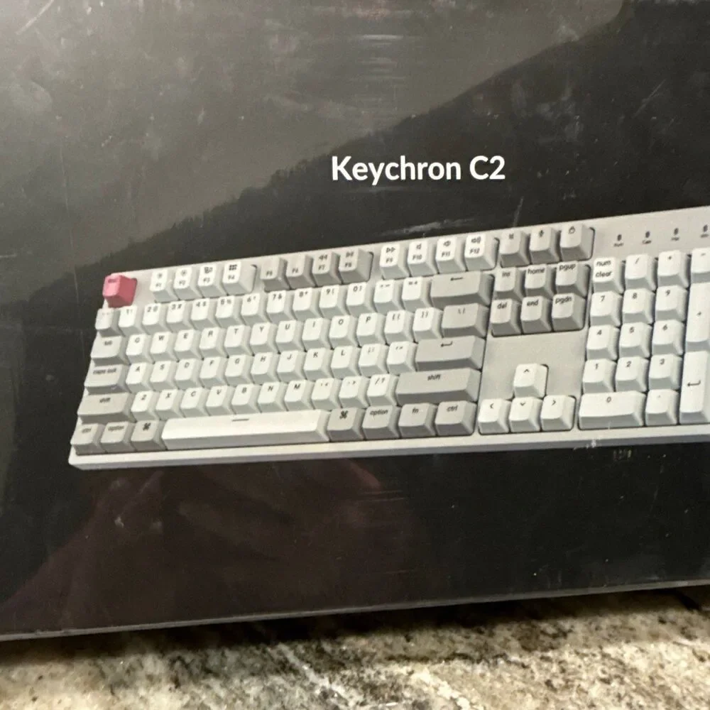 Keychron C2 Mechanical Keyboard w/ Swappable RGB Blacklight Red Switch New